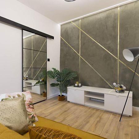 Klimatyczny Apartament Wroclawska Leilighet Bytom Eksteriør bilde